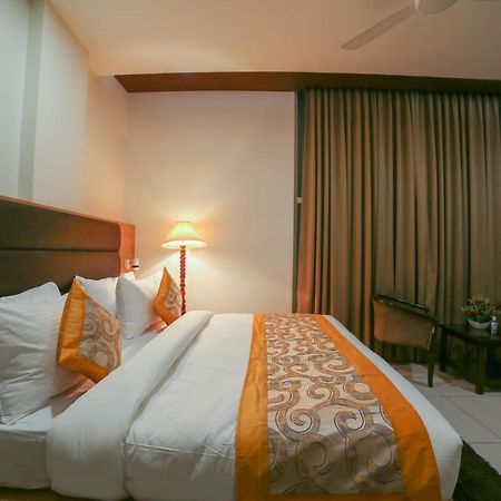 Hotel Grand Regency By Jmd Group Near Delhi Igi Airport Ню Делхи Екстериор снимка