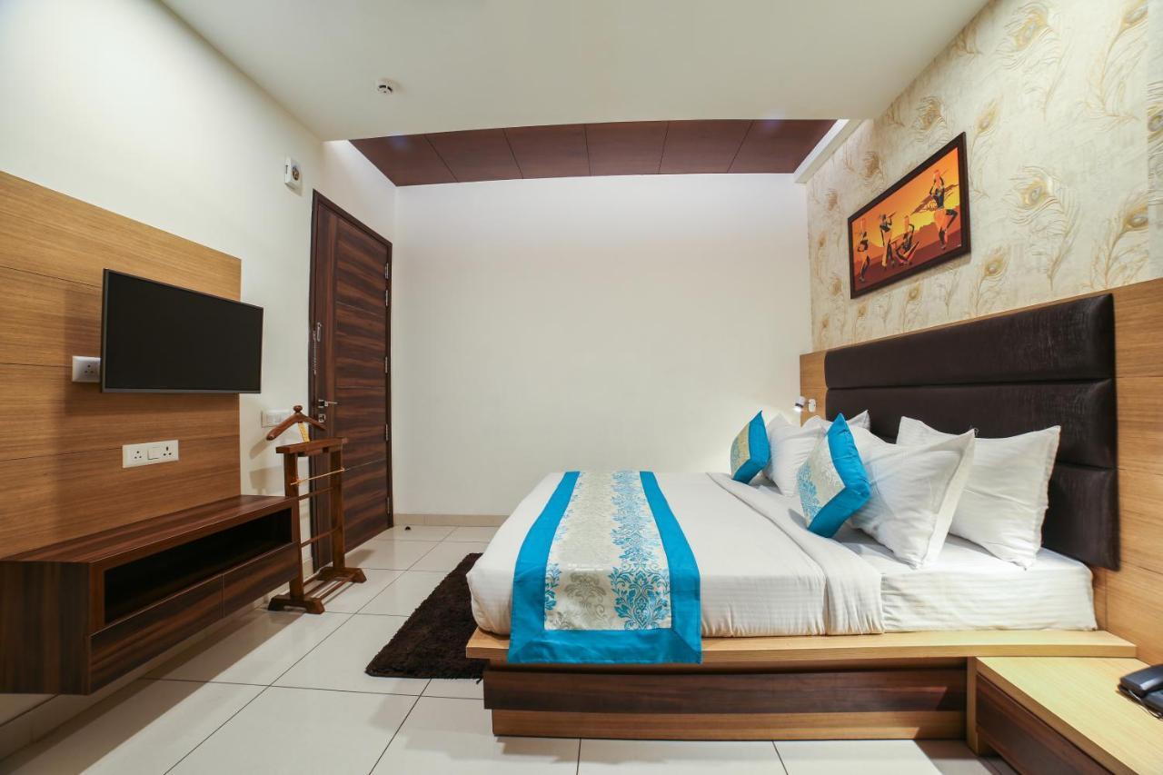Hotel Grand Regency By Jmd Group Near Delhi Igi Airport Ню Делхи Екстериор снимка