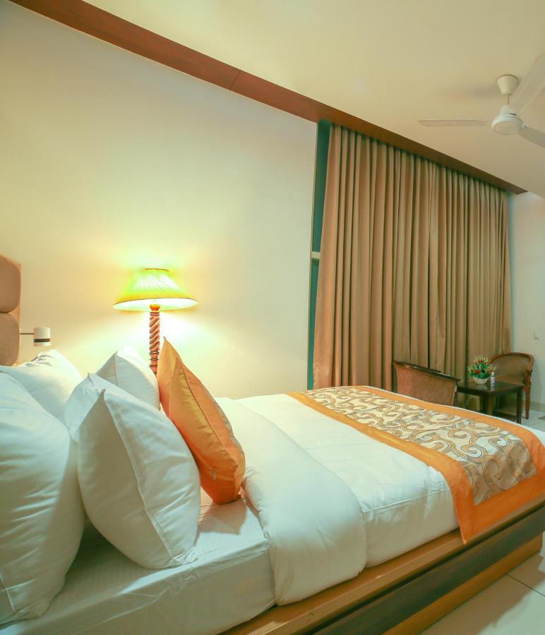 Hotel Grand Regency By Jmd Group Near Delhi Igi Airport Ню Делхи Екстериор снимка