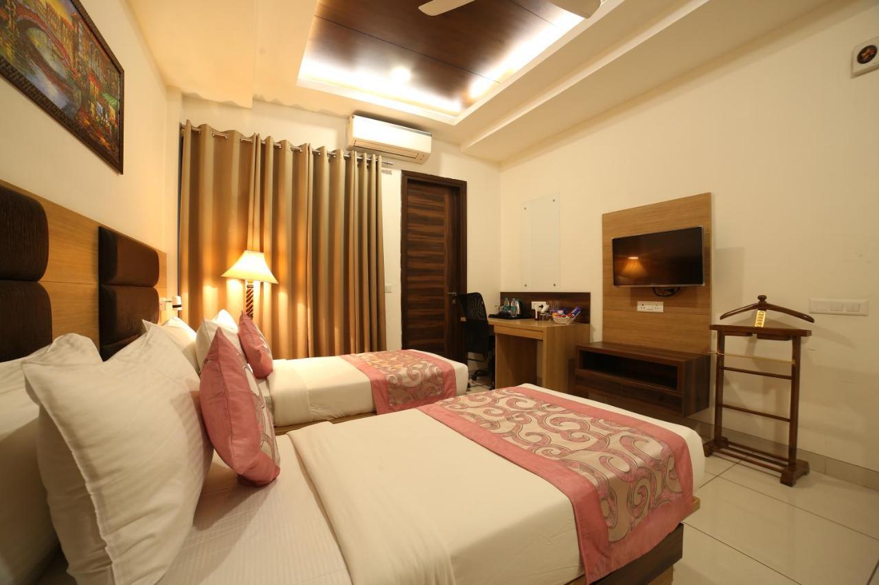 Hotel Grand Regency By Jmd Group Near Delhi Igi Airport Ню Делхи Екстериор снимка